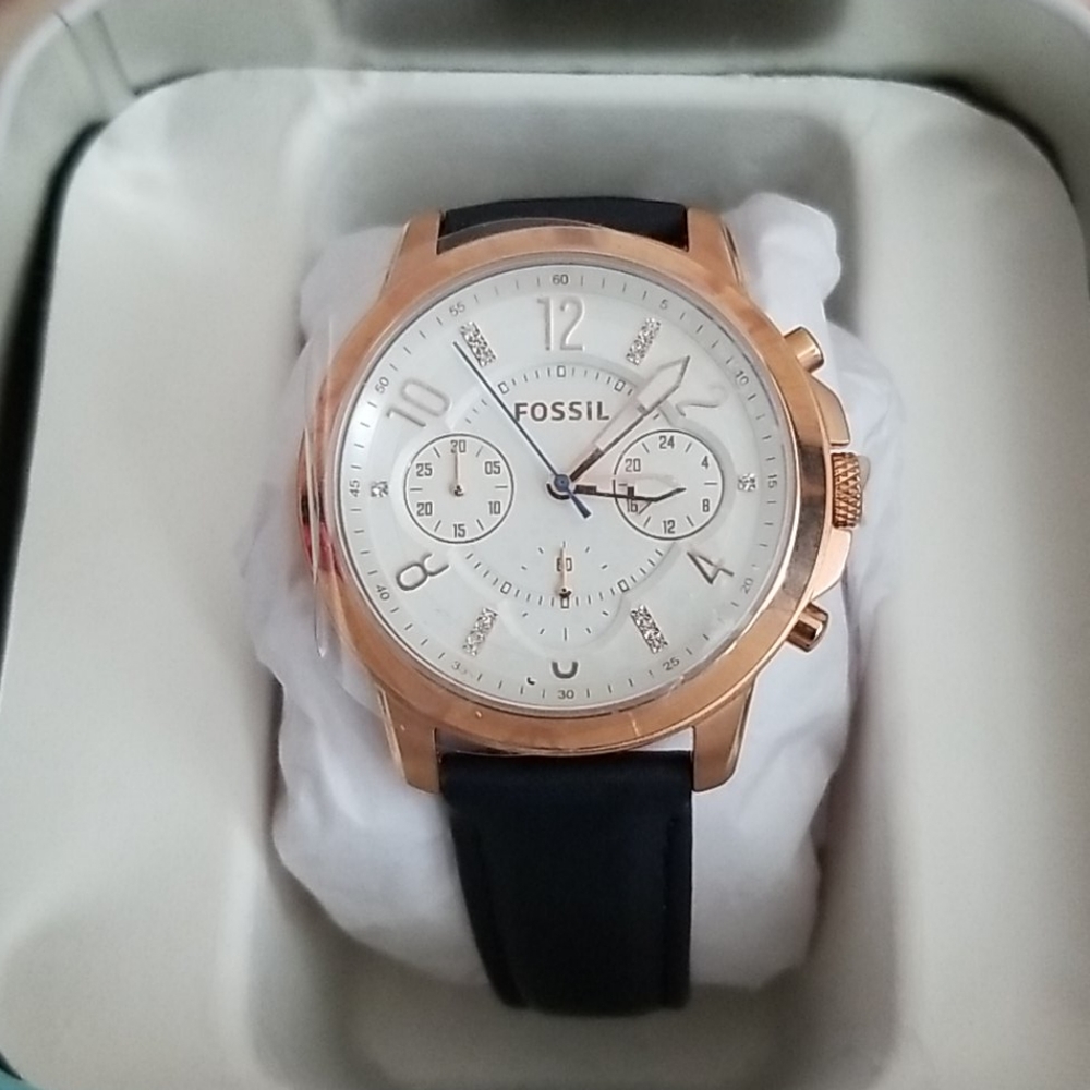 New Fossil Gwynn Chronograph Indigo Leather Watch Watch - Picture 2 of 11